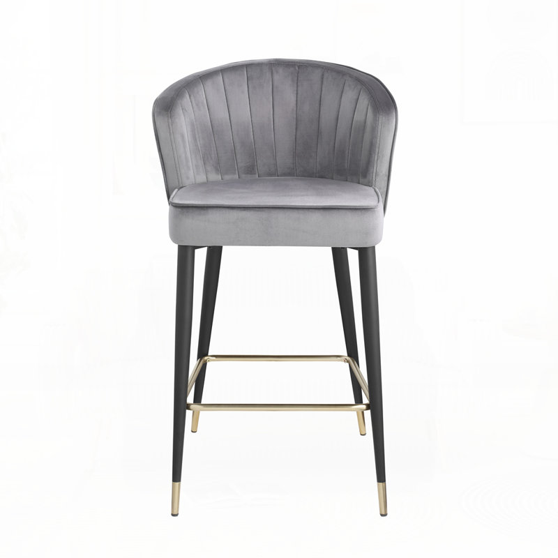 Tabourets de bar rembourrés en velours avec accoudoirs en velours capitonné