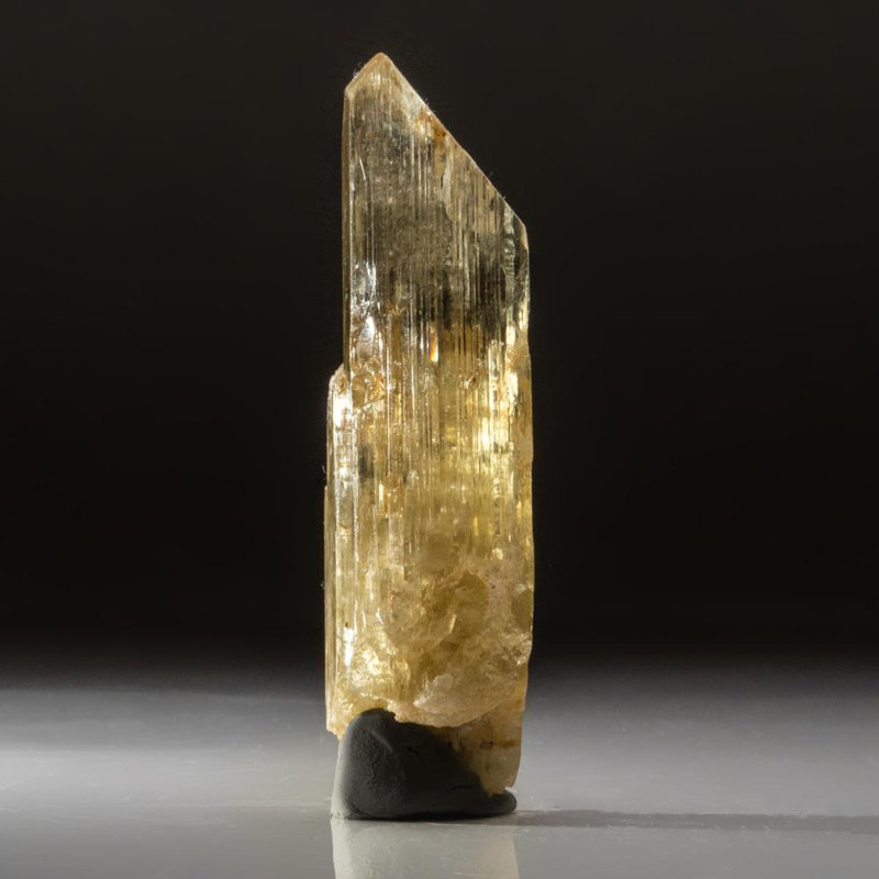 Gem Kunzite Crystal