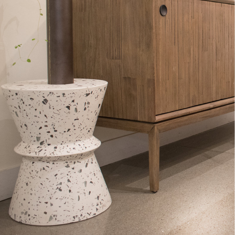 Table de bout tambour 100% béton Camon