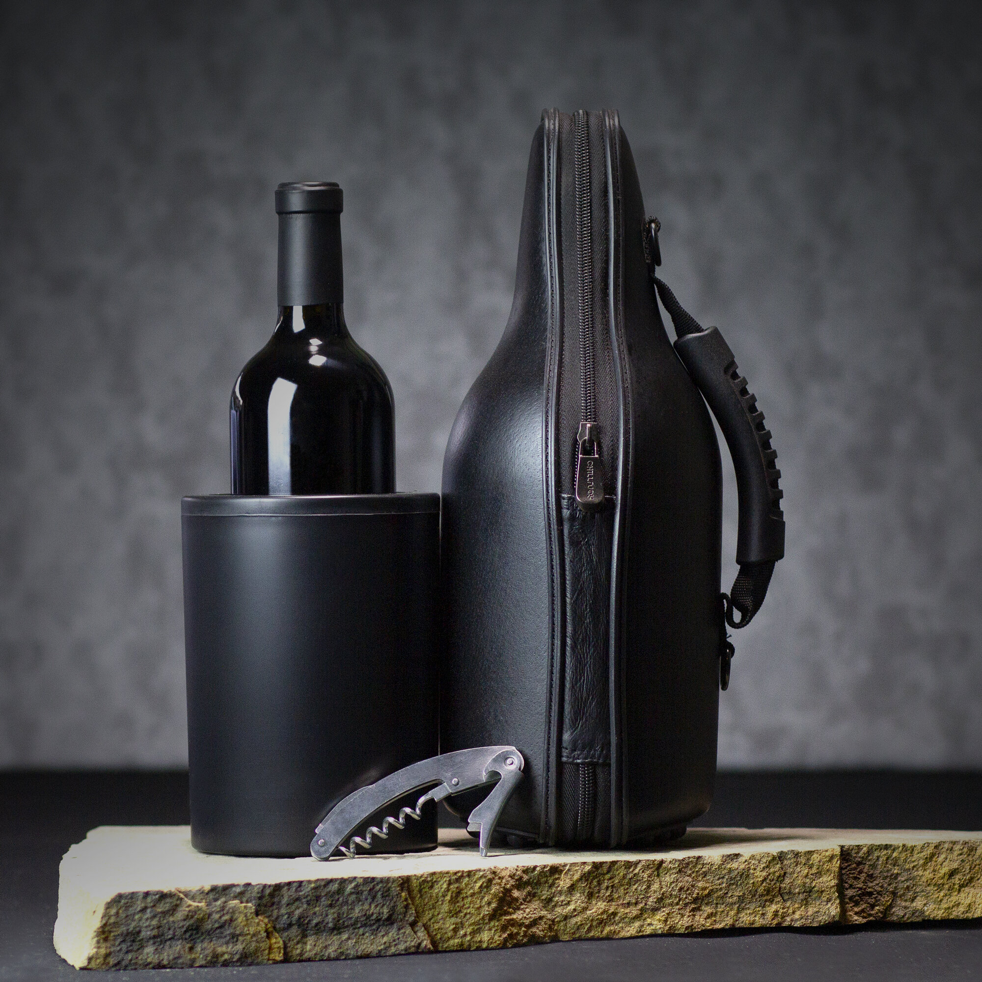 CaddyO – Leather Wine Tote & Iceless Wine Chiller Set by ChillnJoy