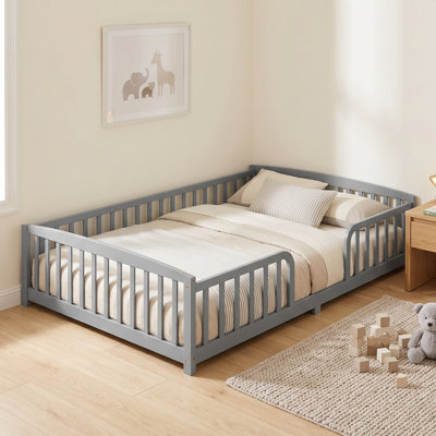 Solid Wood Kids Bed Floor Bed With Guardrails And Central Entrance, Without Slats