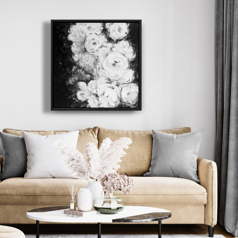 " Monochrome Rose Garden "