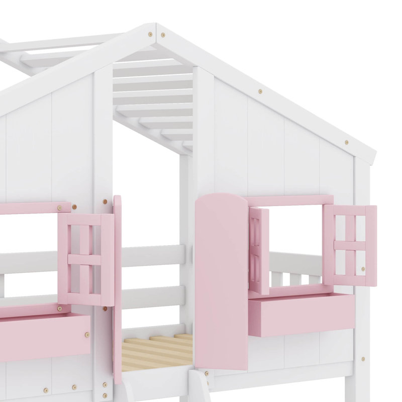 Lit superposé simple de style maison simple équipé d'un toit, d'une fenêtre, d'une porte, de barrières de sécurité et d'une échelle