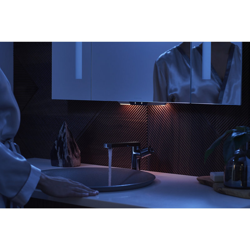 Verdera Voice Lighted Mirror with Amazon Alexa, 33 po x 34 po