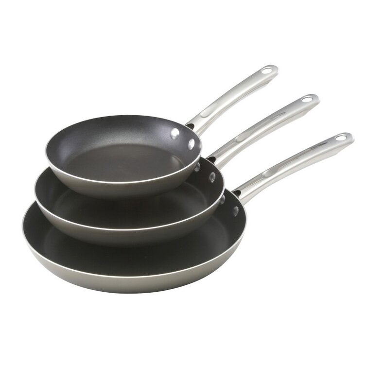 3-Piece Nonstick Frying Pan Set — Farberware Cookware