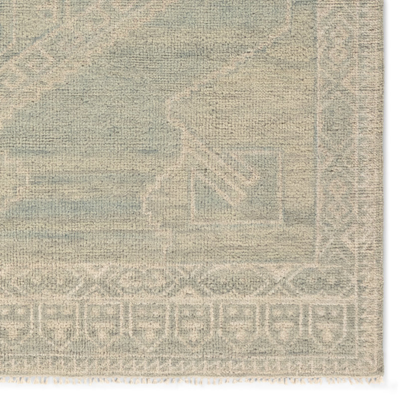 Jaipur Living Sarosh SEV08 Handknotted Medallion Green and Cream Area Rug (8'x10'), Rectangle 10' x 14'