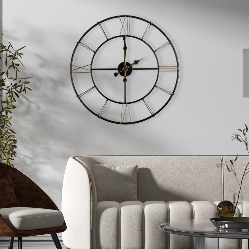 Woong Metal Wall Clock