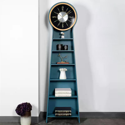 Horloge de plancher moderne et minimaliste