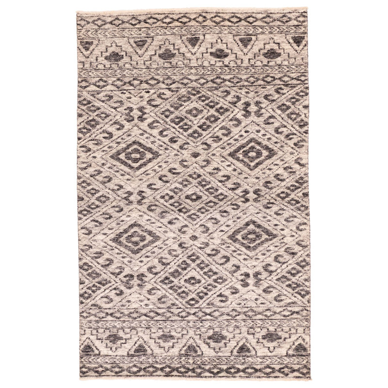 Tapis gris Tangier 4 pi 11 po x 7 pi 9 po