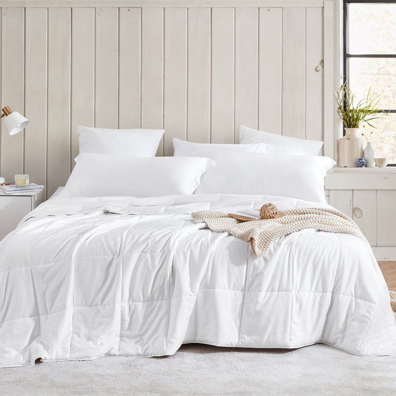 Cooling Lightweight Coma Inducer Oversized Comforter, Twin Extra Long Comforter + 1 Standard Sham, White