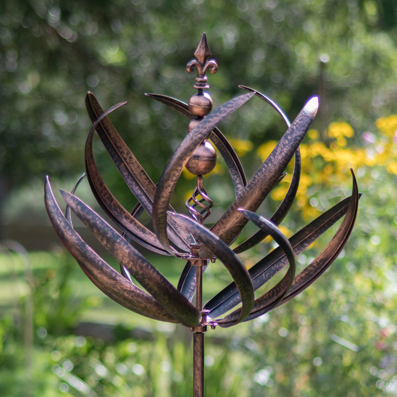 Rodarte Metal Garden Statue, Brushed Copper