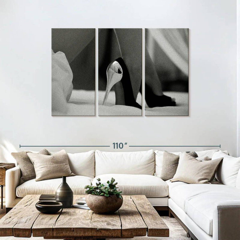 Shuttleworth Moscova, 48" H x 74" W