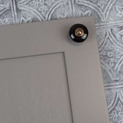 32mm Ceramic Knobs with Brass Centre Detail