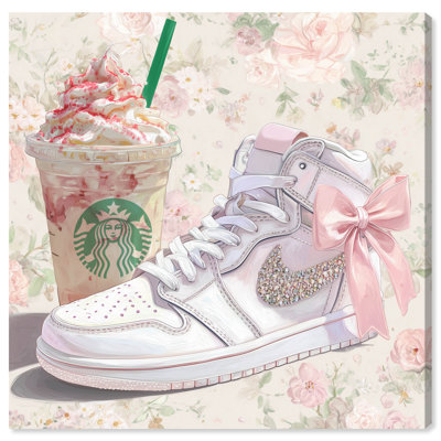 Décoration murale Stormberry Frappucino Sneaker par Art Remedy, tendue sur toile, 24 x 24