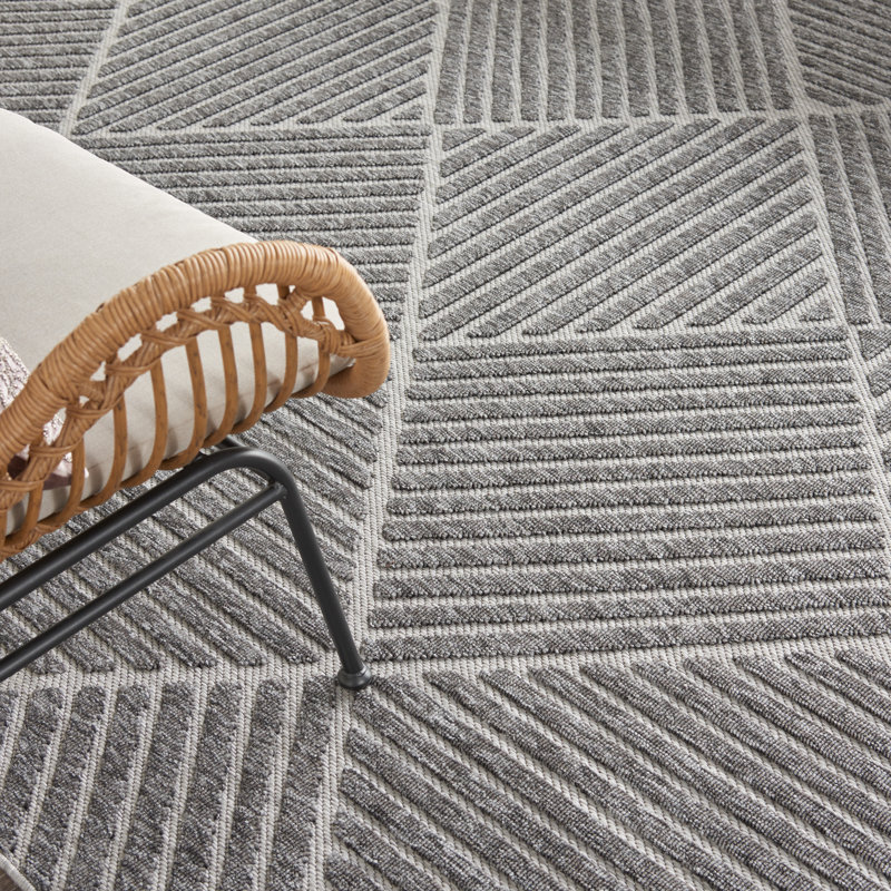 Cozumel Geometric Indoor / Outdoor Area Rug, Rectangle 269 x 361 cm