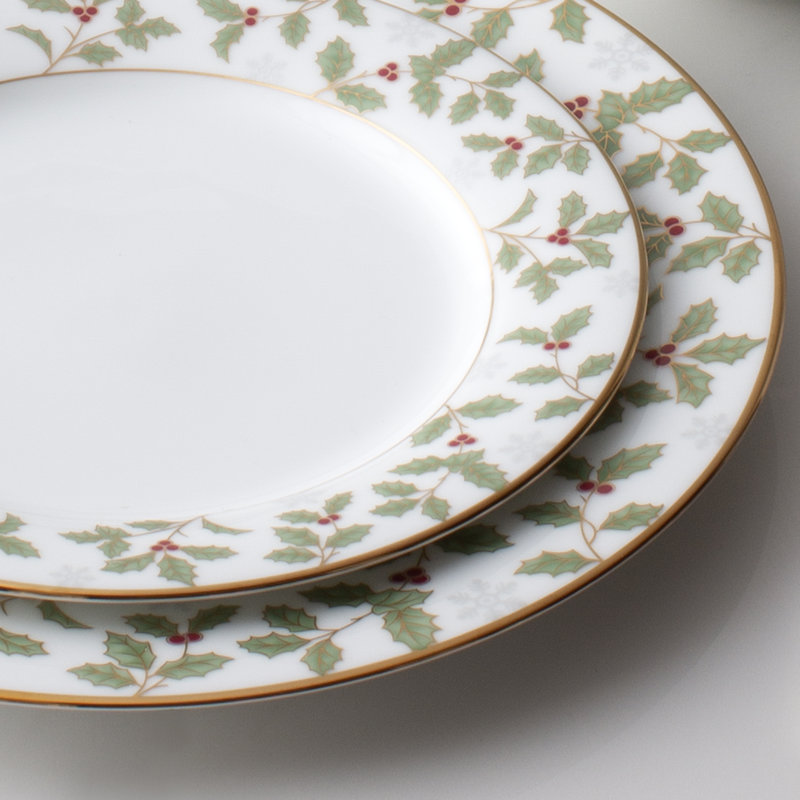 Service de table 12 pièces, service pour 4 Noritake Holly and Berry Gold