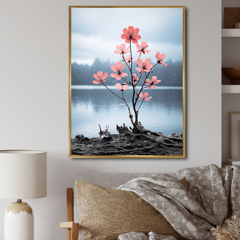 «Hingetown Seasonal Flower Solitude», reproduction sur toile, H 20 po x l 12 po x P 1 po, Cadre flottant doré
