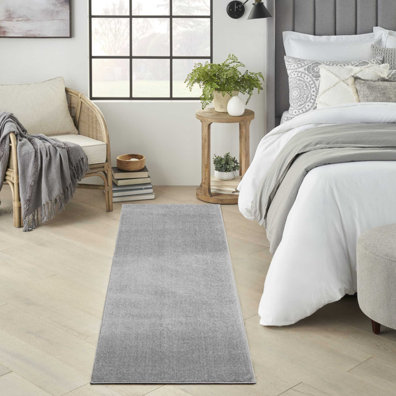 Mullican Sandy Solid Silver/Grey Easy Care Indoor/Outdoor Area Rug, Runner 2' x 6'