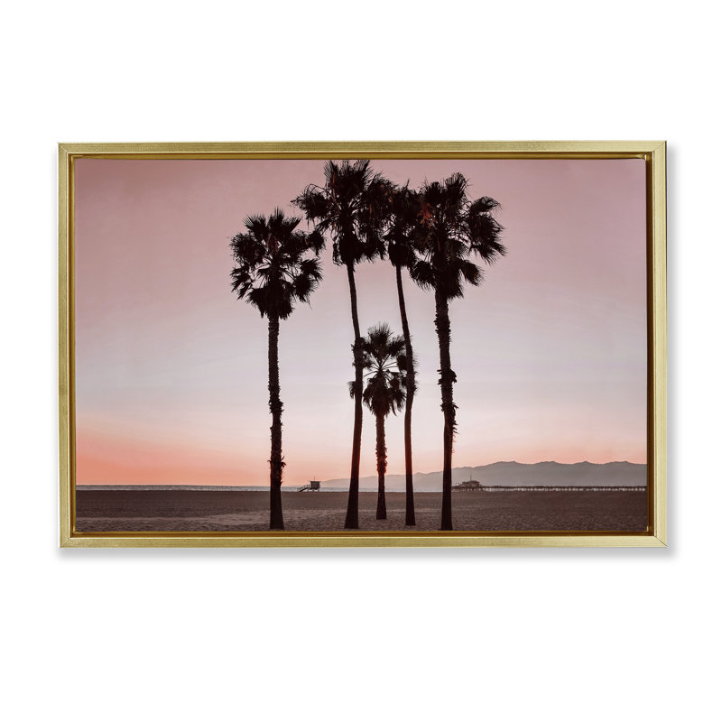  «Cluster of Palm Trees», toile flottante encadrée par Natalie Carpentieri, H 17 po x l 25 po, Cadre flottant métallique doré