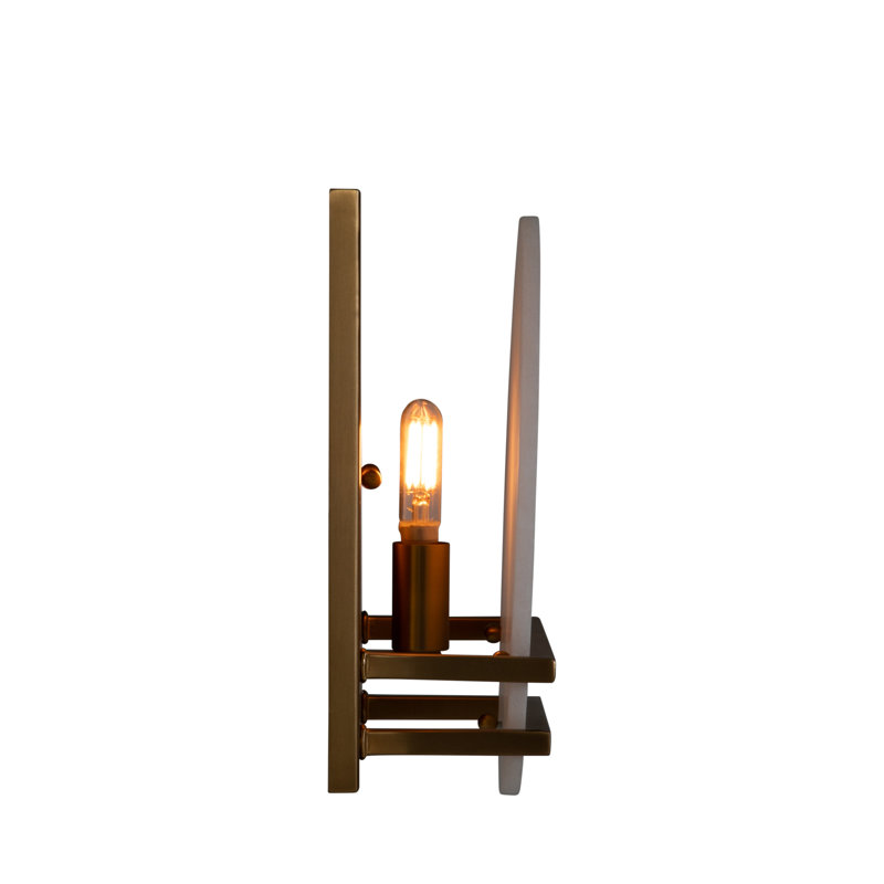 Yara Sconce