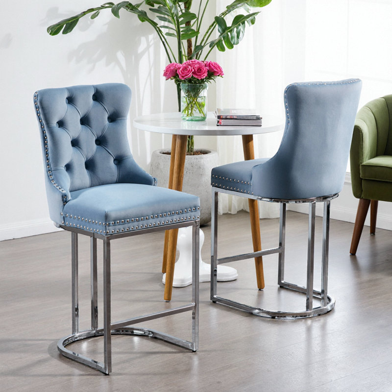 Ensemble de 2 tabourets de bar en velours à hauteur de comptoir capitonnés, design Mid-Century, base en métal chromé, gris
