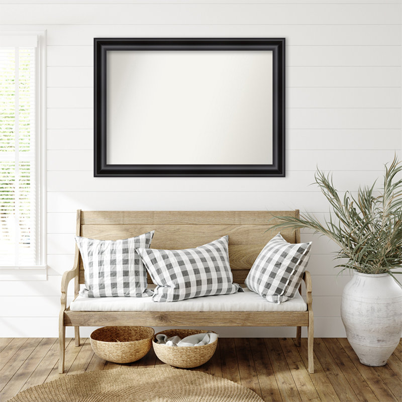 Miroir d'appoint mural en plastique Churchton, 34,75 po x 47,75 po