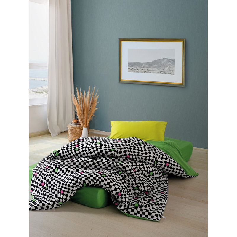 Luxurious 100% Cotton Ranforce Single XXL Quilt Cover Set, 61 x 87 Duvet Cover & 31.5 x 31.5 Pillowcase | Reactive Printing, Machine Washable, 145 Thread Count | Elegant Green, White & Black Design with Button Closure