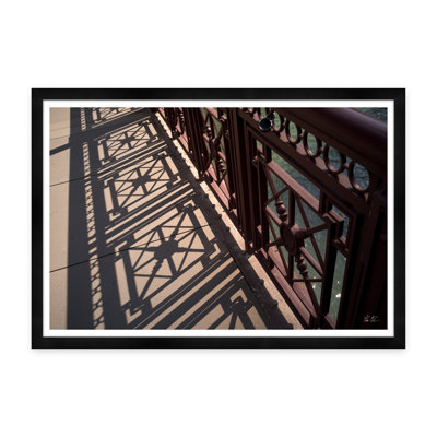 Dusable Shadow Print