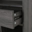 Bibliothèque robuste en bois avec plusieurs tablettes pour le rangement et la présentation organisés, parfaite pour tout décor de pièce.