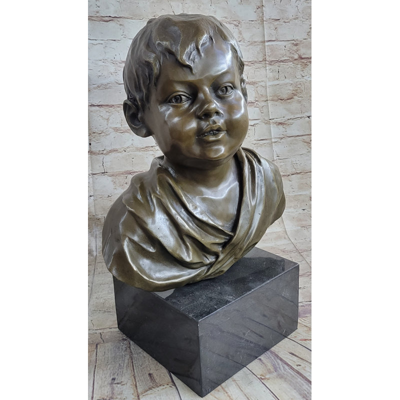 Sculpture buste en bronze et bronze d'un jeune garçon sur une base en marbre signée, art original