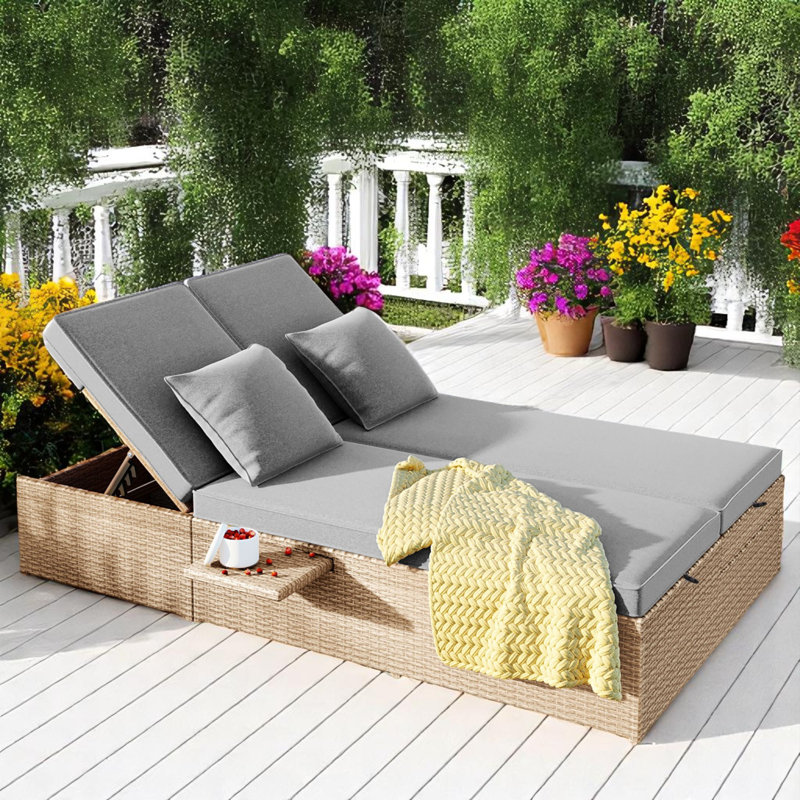 47.22" Wide Wicker Outdoor Patio Daybed, Light Gray, Brown