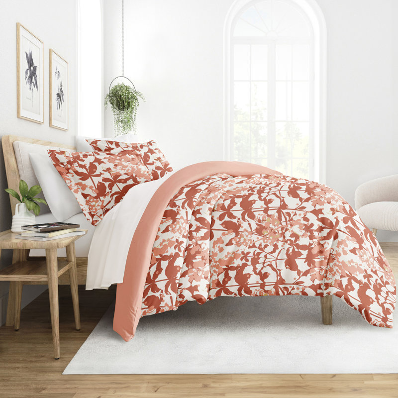 Clay and White Floral Microfiber Full/Queen Duvet Cover Set