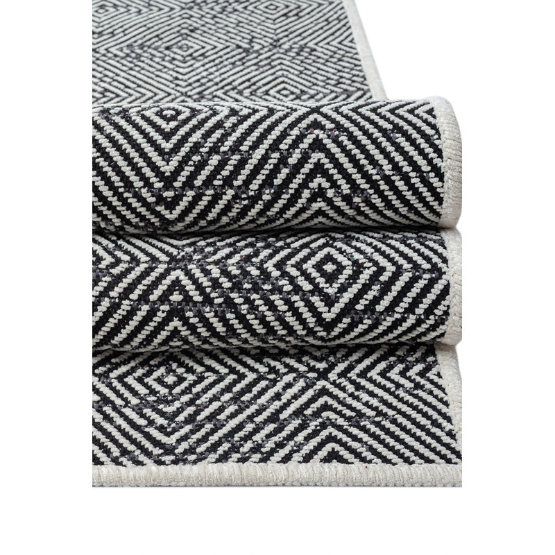 Naysa Solid Colour Area Rug, Rectangle 160 x 230cm