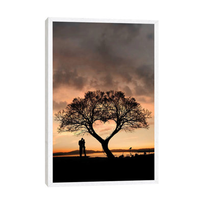Tree and Heart 1 Piece Wall Art on Canvas