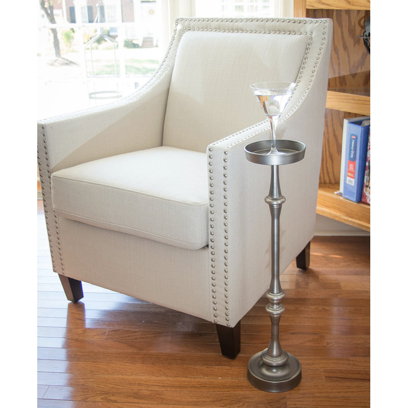 26 po Ensemble de 2 tables d'appoint rondes en fer H Martini