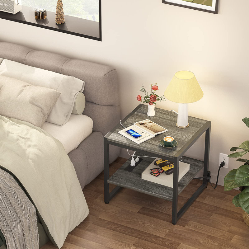 Table de bout Naheil Trestle, Gris