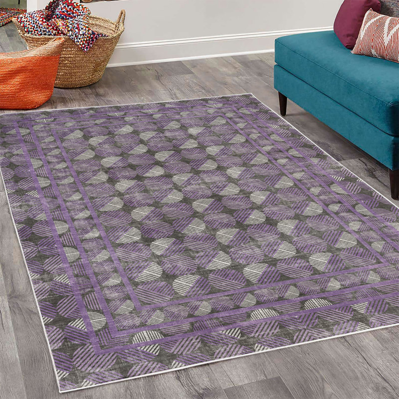Tapis décoratif à longues fibres Jevgenia, Rectangle 4 pi x 5 pi 5 po