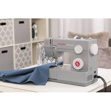 SINGER Heavy Duty 4423 Sewing Machine with Foot Pedal 313110663646