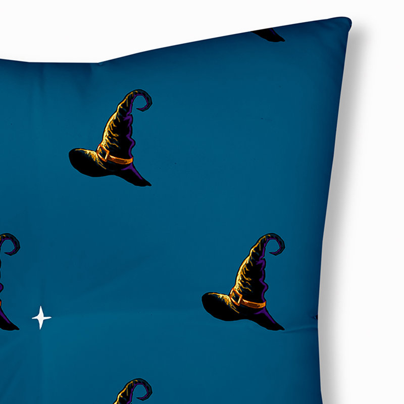 349_Witches Brew - coussin de sol touffeté à motif d'Halloween, 26 po x 26 po, Bleu