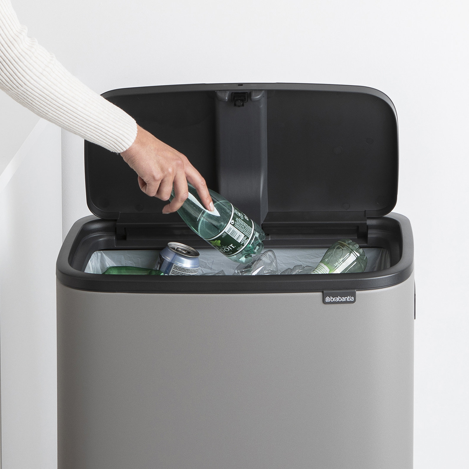 Brabantia Bo 16gal Hi Touch Top Trash Can, Mineral Concrete Gray