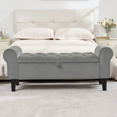 Jillia Velvet Upholstered Storage Bench