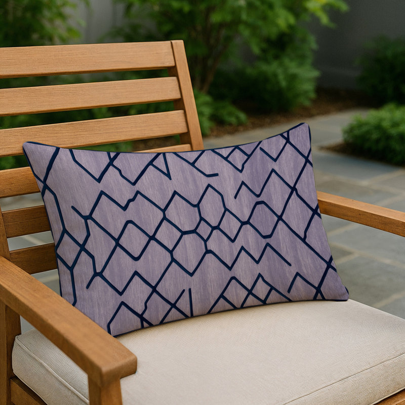 Coussin décoratif intérieur et extérieur beige Trellis, Treillis mauve 260, Rectangle H 14 po x l 20 po