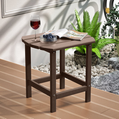 Table de bout toutes saisons Adirondack Tables de patio Tables de bout en plastique brun