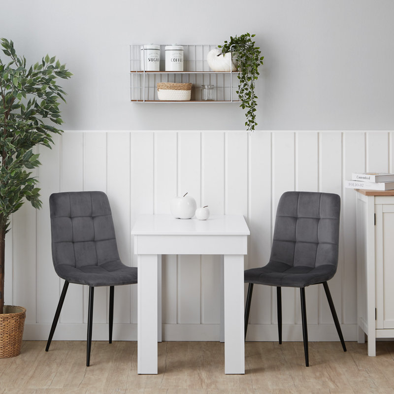 Qumari 2 - Person Dining Set
