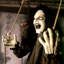 Haunted Demons Haunted Hill Farm 16 po Femme démon effrayante qui parle sur balançoire, Halloween animatronique avec lumières et sons tactiles