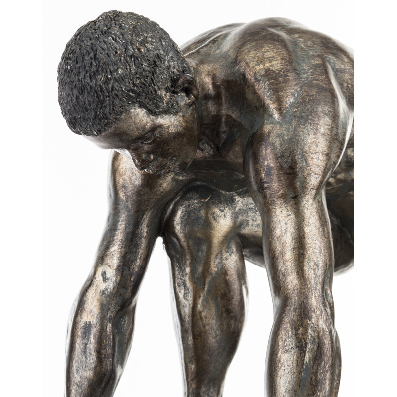 Figurines & Sculptures