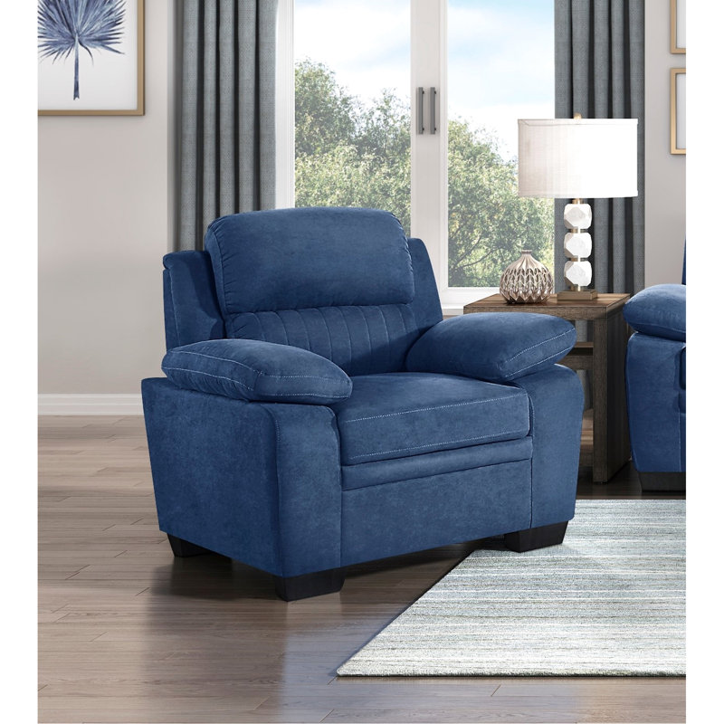 Chaise en tissu texturé bleu avec structure en bois massif pour dossier et siège