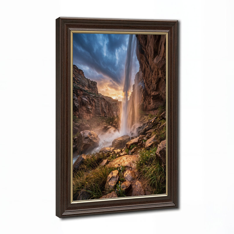 Chute d'eau en cascade vers le bas Rocky Canyon Walls, art mural, H 18 po x l 12 po