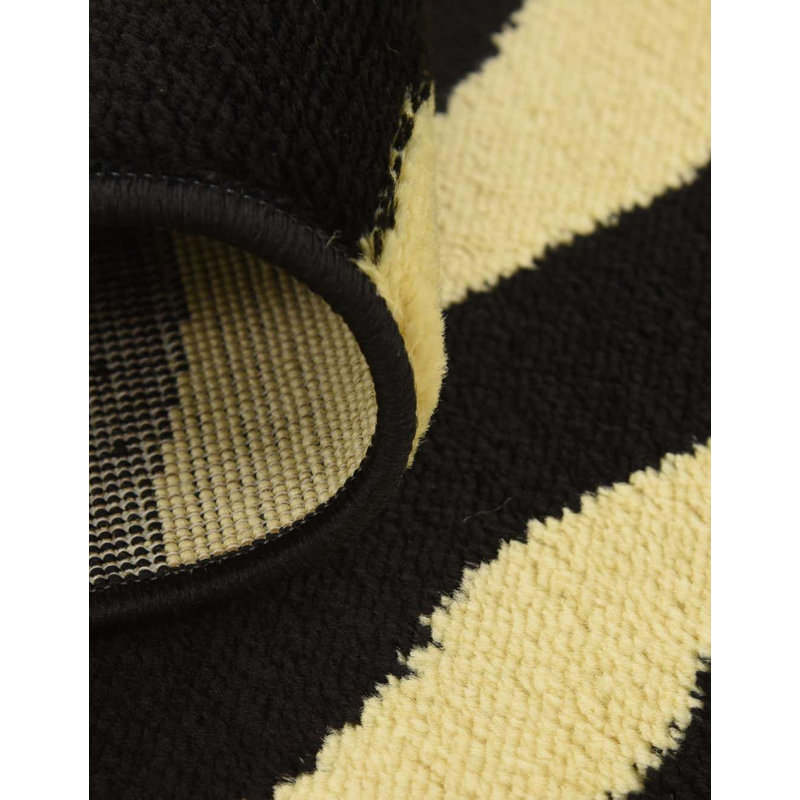 Tapis crème à imprimé animalier Testerman, Rectangle 5 pi 3 po x 8 pi