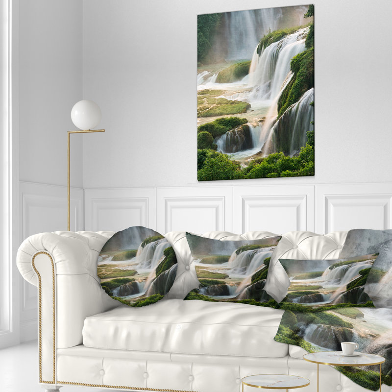 « detian cascade », reproduction de photo sur toile tendue, H 40 po x l 20 po x P 1po